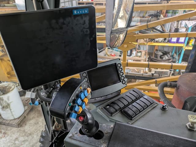 Image of GVM Prowler E325 equipment image 2