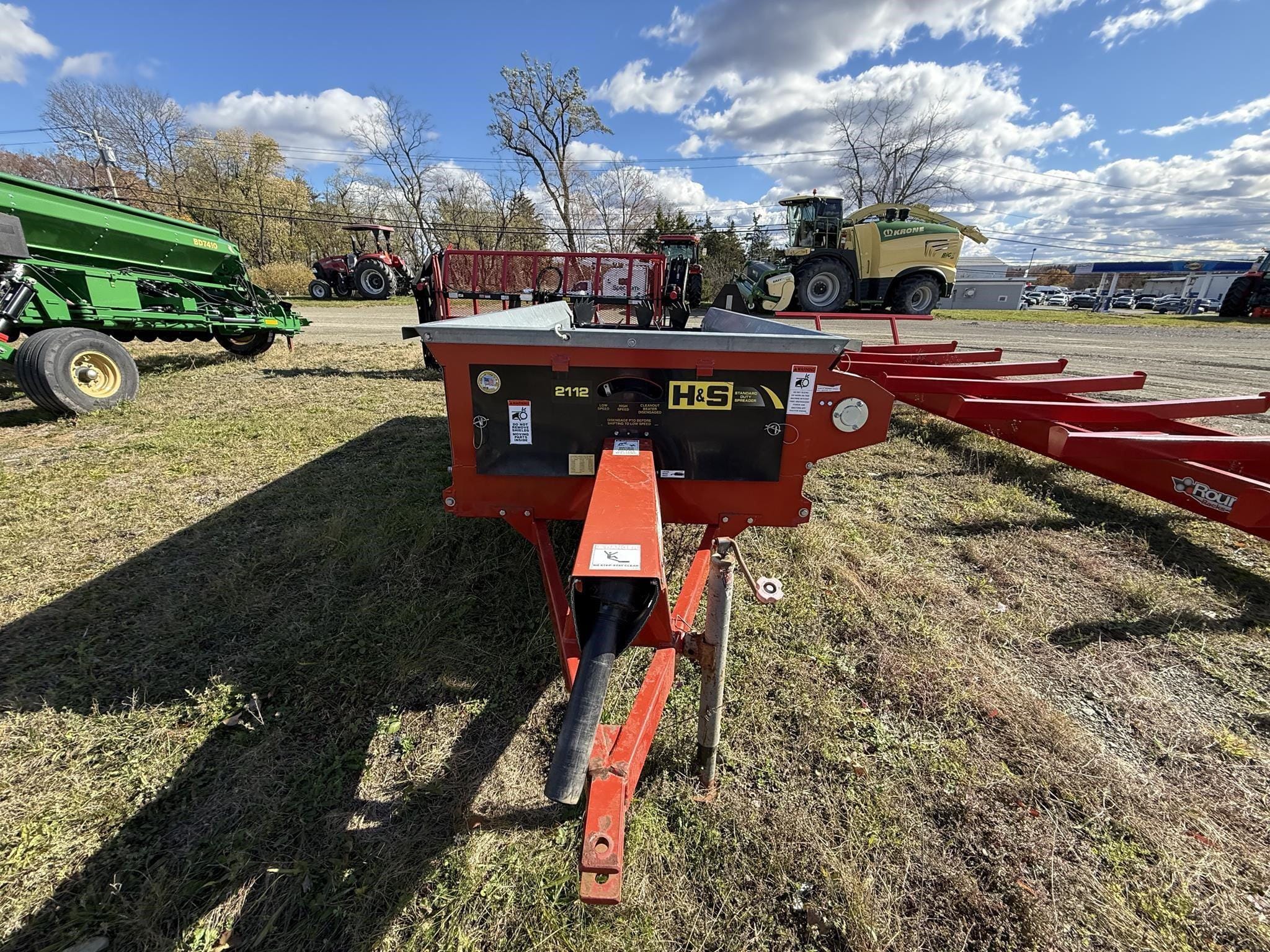 2014 H&S 2112 Equipment Image0