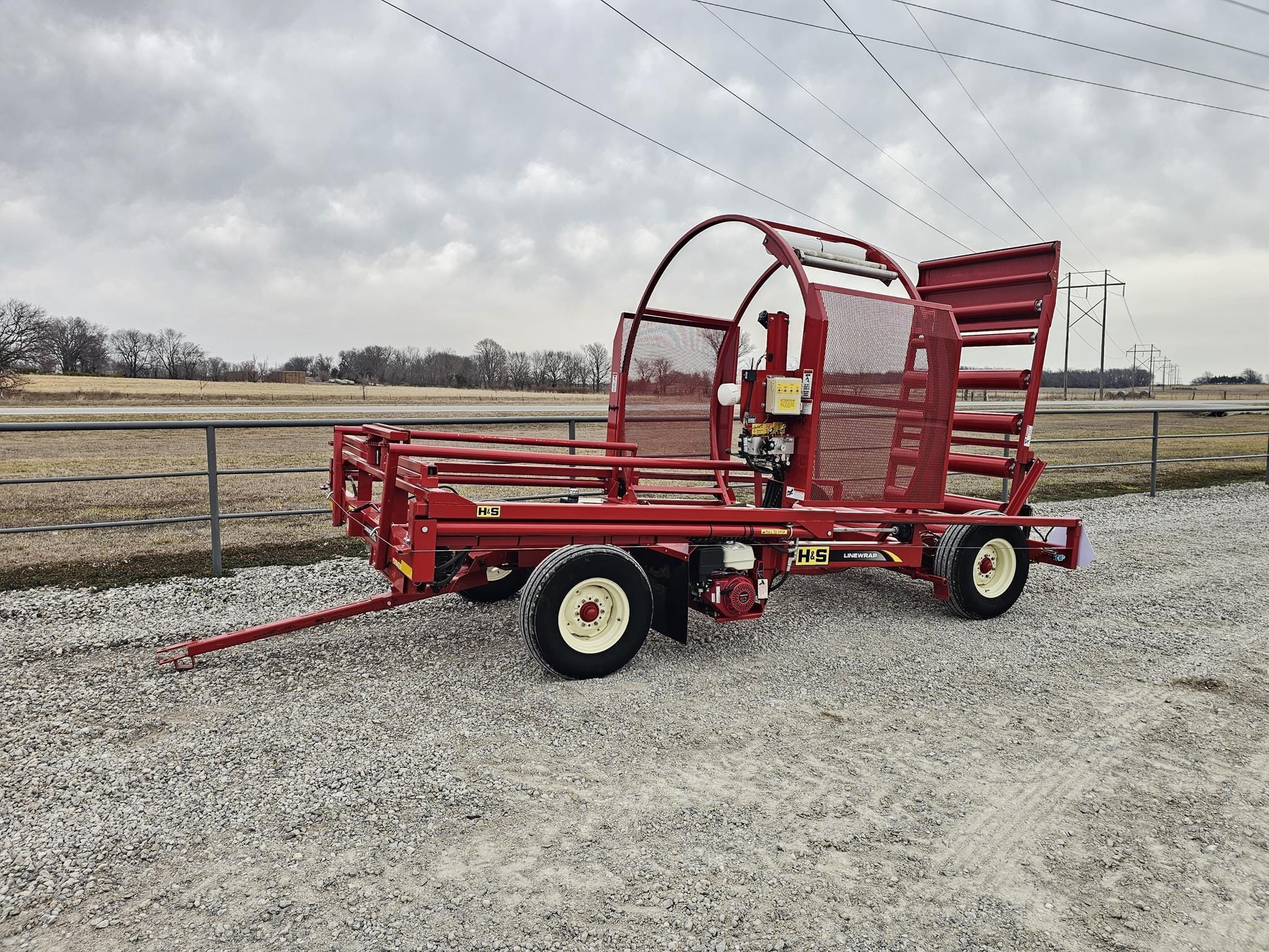 2014 H&S BW1000 Equipment Image0