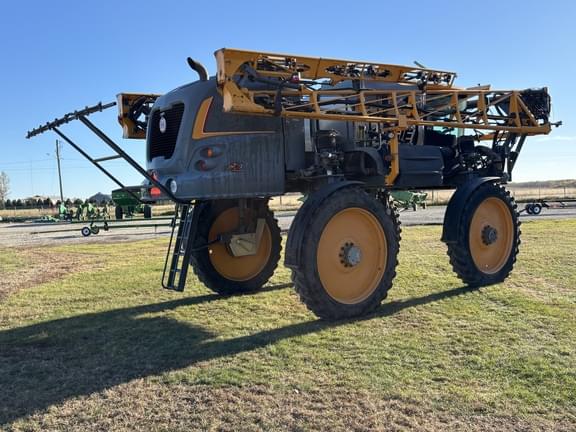 Image of Hagie STS12 equipment image 3