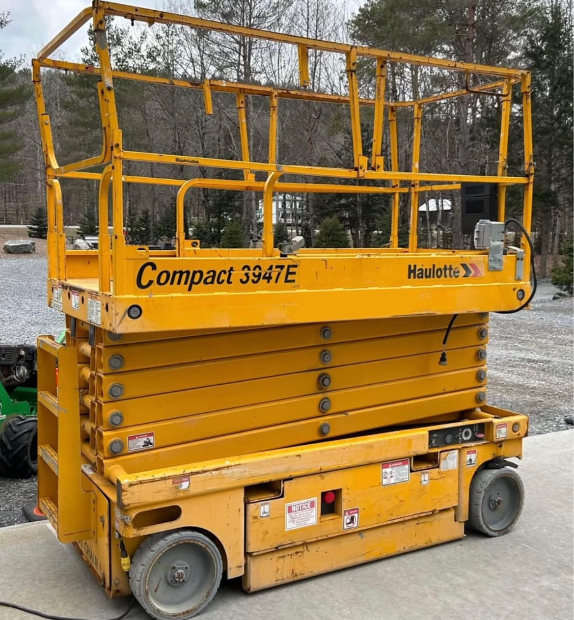 2014 Haulotte 3947E Equipment Image0