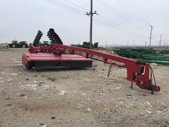 2014 Hesston 1375 Equipment Image0