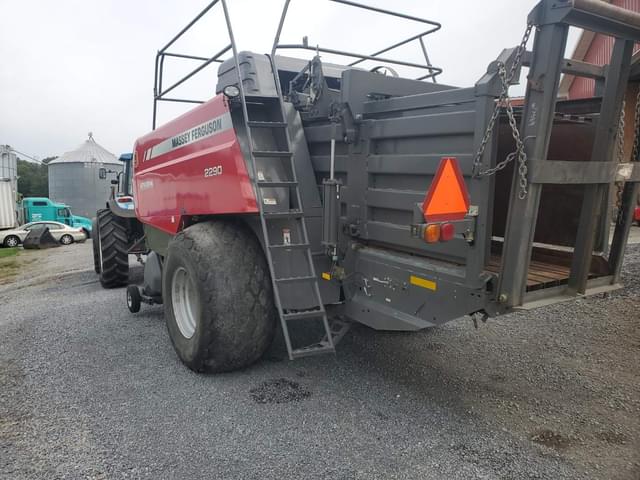 Image of Massey Ferguson Hesston 2290 equipment image 1