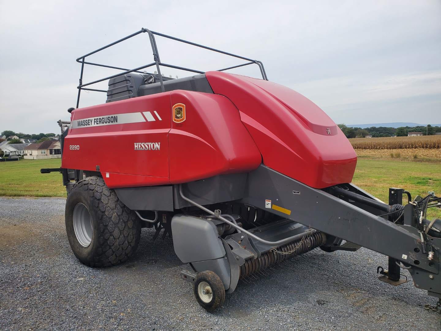 2014 Massey Ferguson Hesston 2290 Equipment Image0