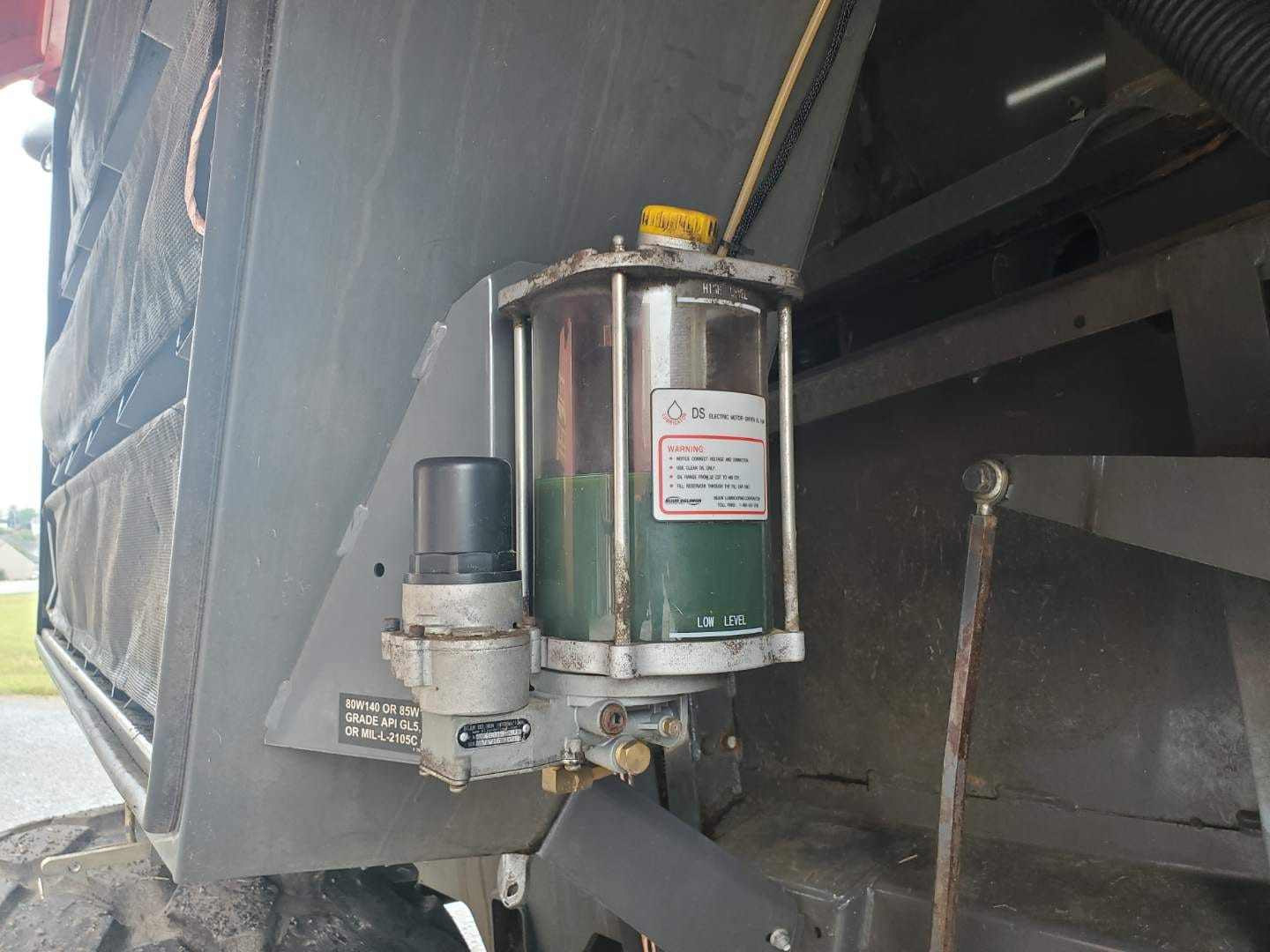 2014 Massey Ferguson Hesston 2290 Equipment Image0