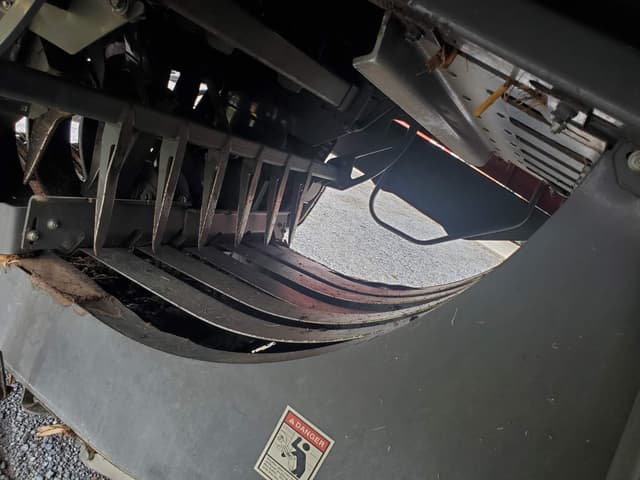 Image of Massey Ferguson Hesston 2290 equipment image 4