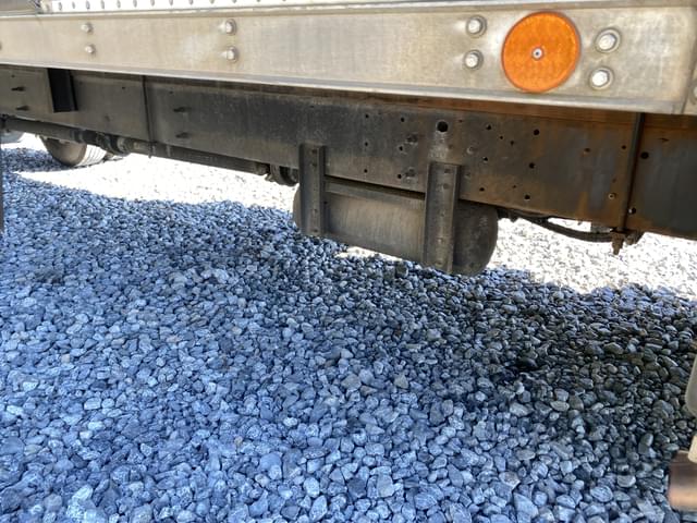 Image of Hino 268 equipment image 4