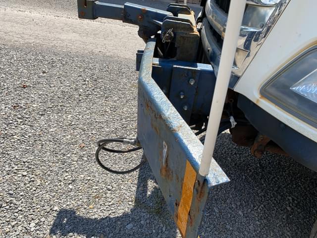 Image of Hino 338 equipment image 2