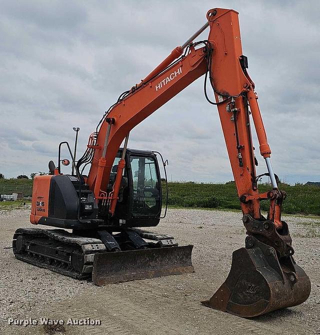 Image of Hitachi ZAXIS135 equipment image 2