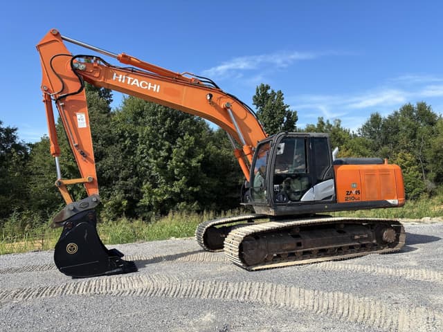 Image of Hitachi ZX210LC-5N equipment image 1