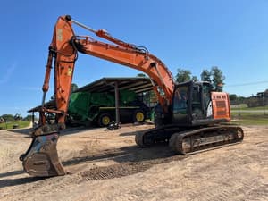 2014 Hitachi ZX225USLC Image