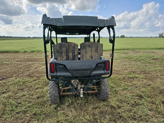 Image of Honda Pioneer 700 equipment image 3