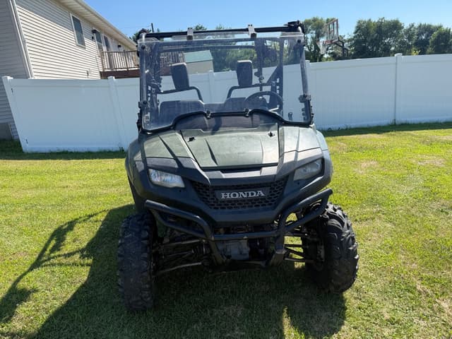 Image of Honda Pioneer 700-4 equipment image 3