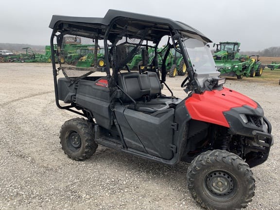 Main image Honda Pioneer 700-4