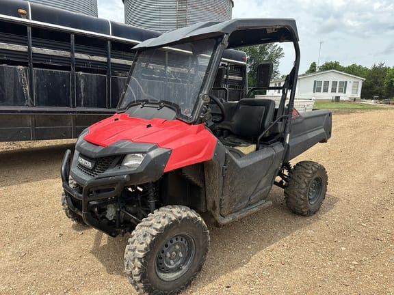 Main image Honda Pioneer 700