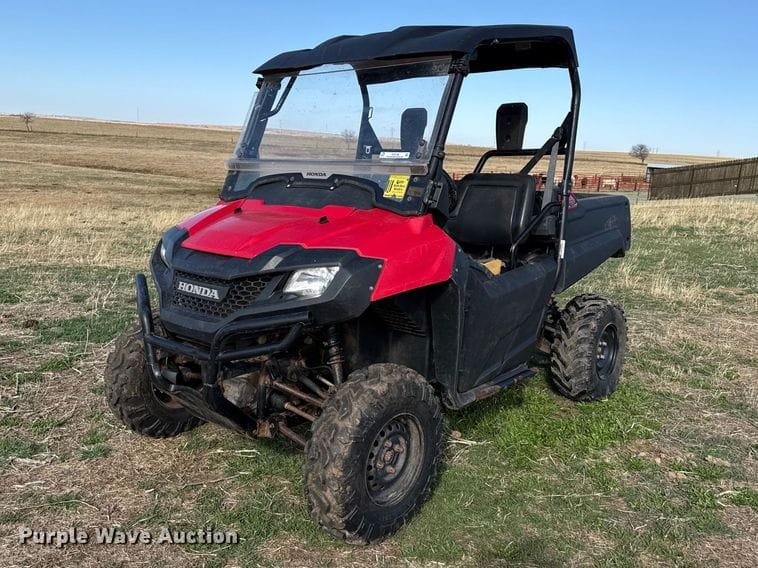 2014 Honda Pioneer 700 Equipment Image0