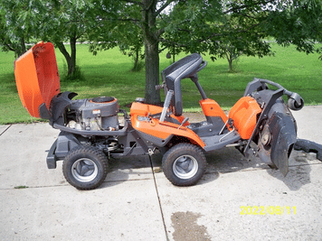 Main image Husqvarna R220T