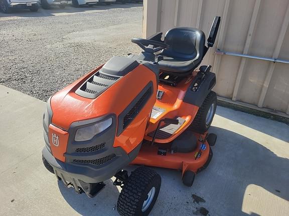 Image of Husqvarna YT48XLS equipment image 1