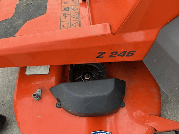 Image of Husqvarna Z246 equipment image 4
