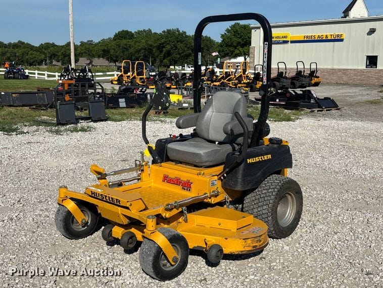 2014 Hustler FasTrak SD Equipment Image0