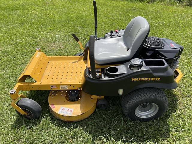 Image of Hustler Raptor equipment image 1