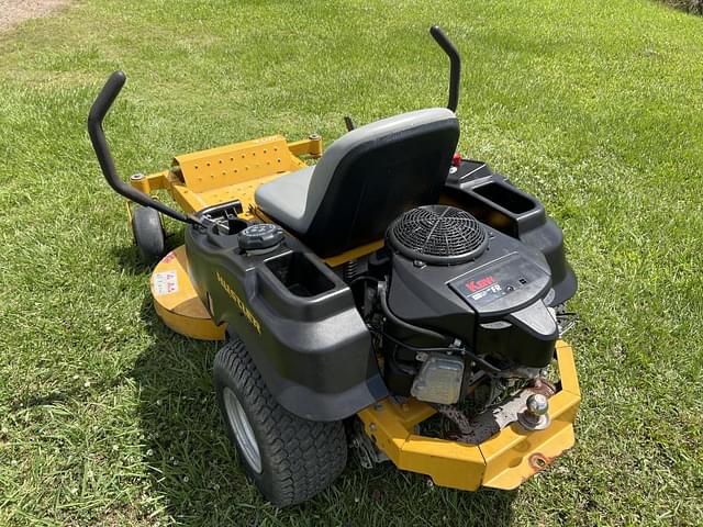 Image of Hustler Raptor equipment image 2
