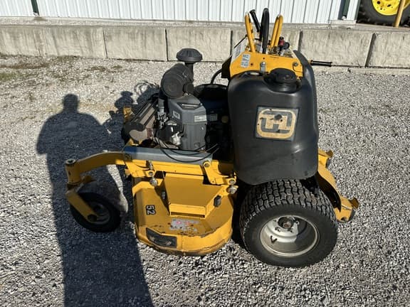 Image of Hustler Super S equipment image 2