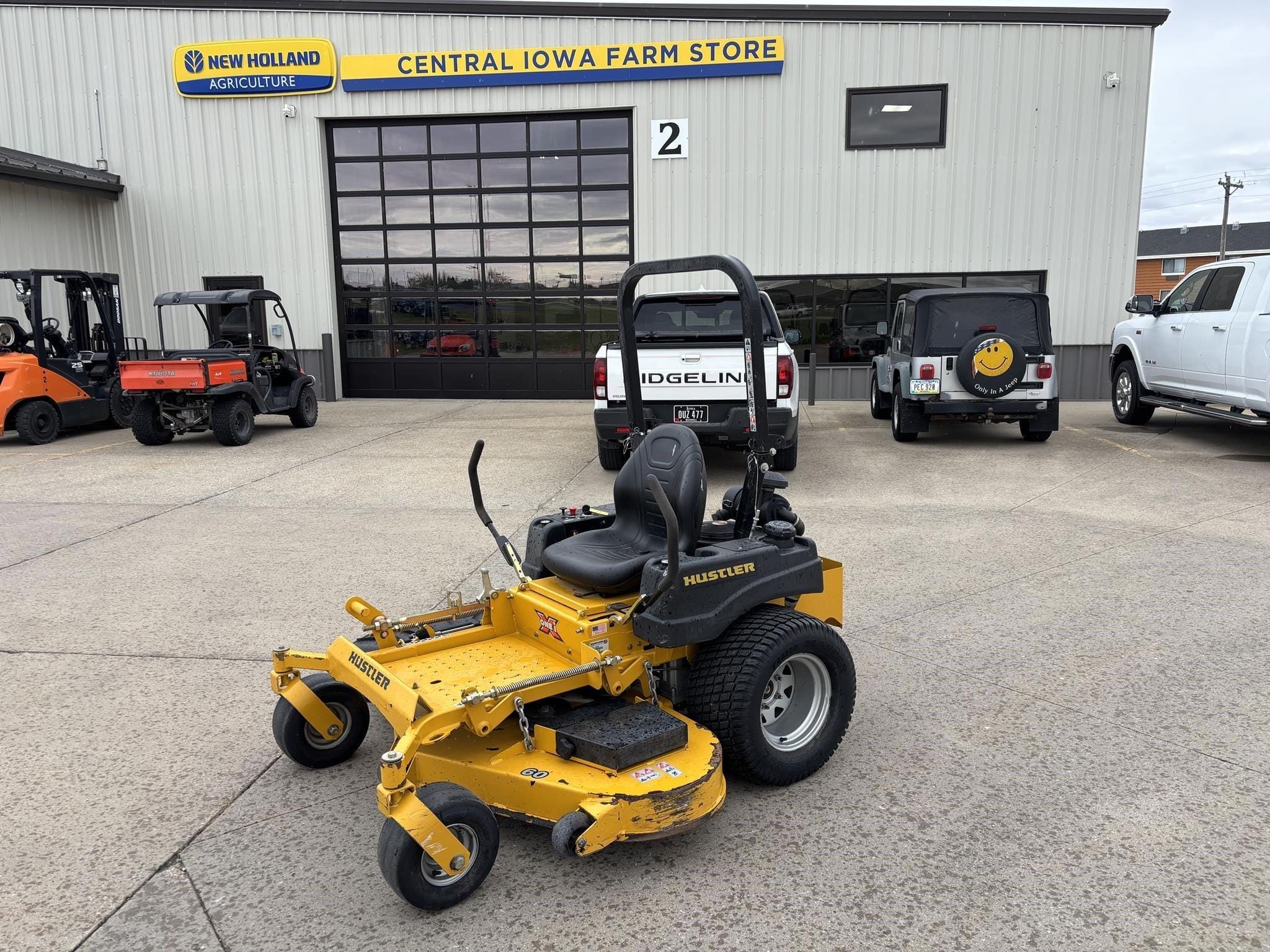 2014 Hustler X-ONE Equipment Image0