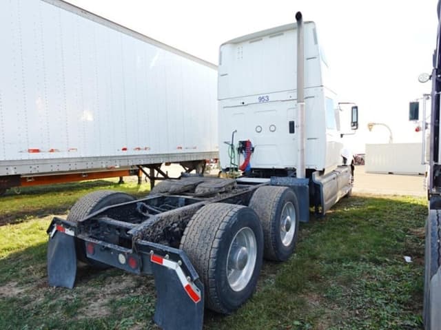 Image of International ProStar equipment image 1