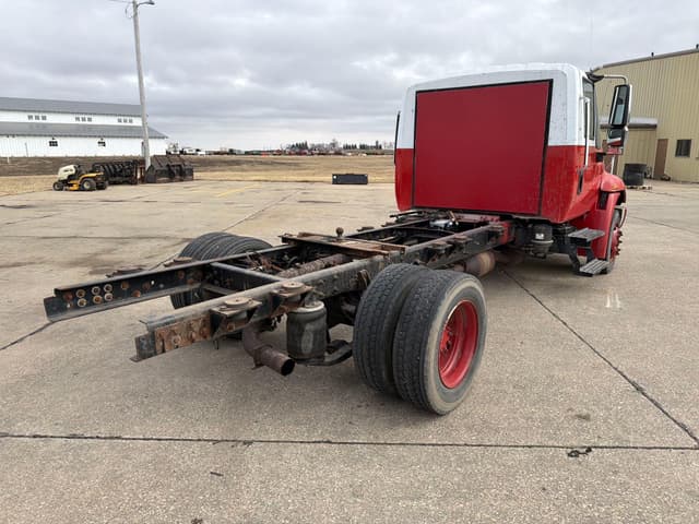 Image of International 4000 equipment image 3