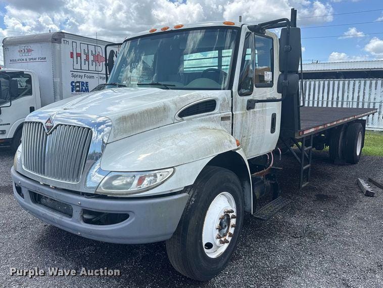 Main image International 4300