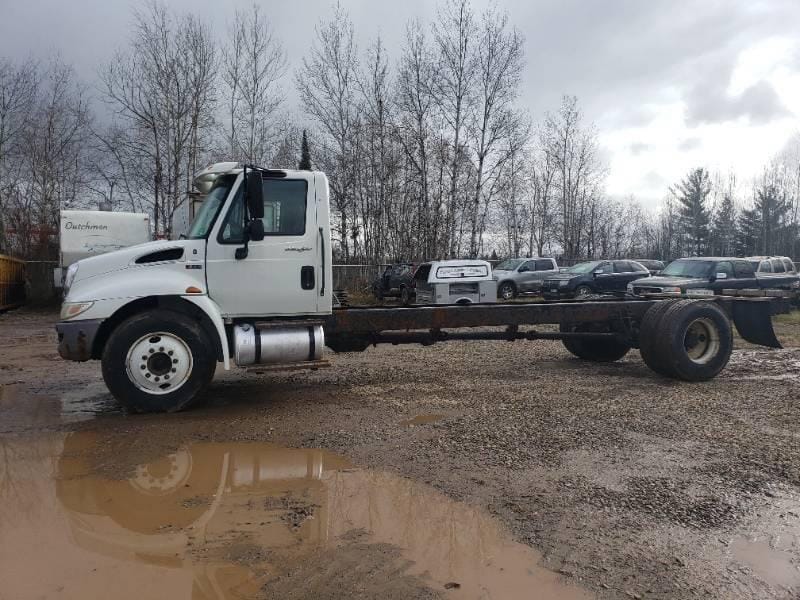 Main image International 4300