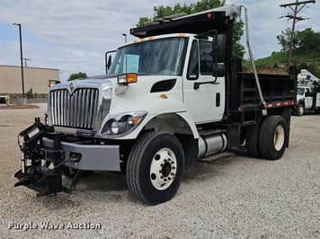 Main image International 7300