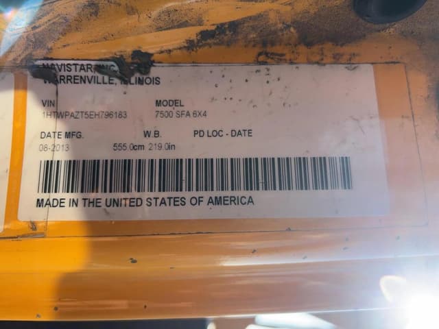 Image of International 7500 equipment image 2