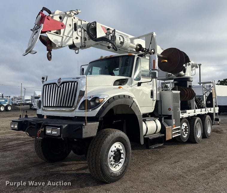 2014 International 7600 Equipment Image0