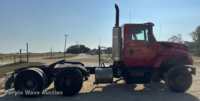 Image of International 7600 equipment image 3