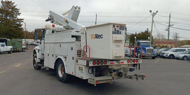Image of International Durastar 4300 equipment image 1