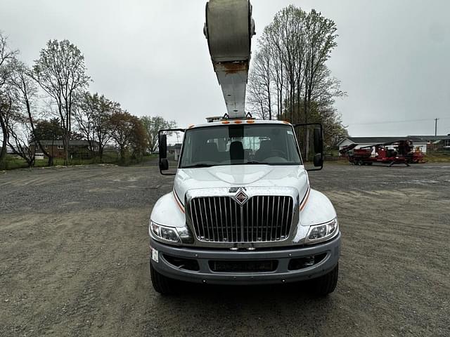 Image of International Durastar 4300 equipment image 3