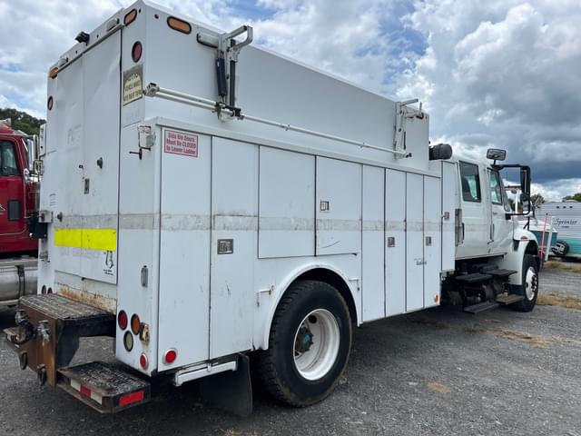 Image of International Dura Star 4400 equipment image 3