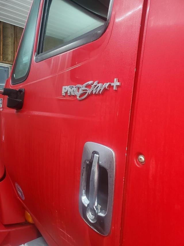 Image of International Prostar Plus equipment image 2