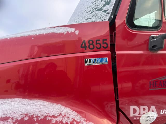 Image of International ProStar Plus 122 equipment image 2