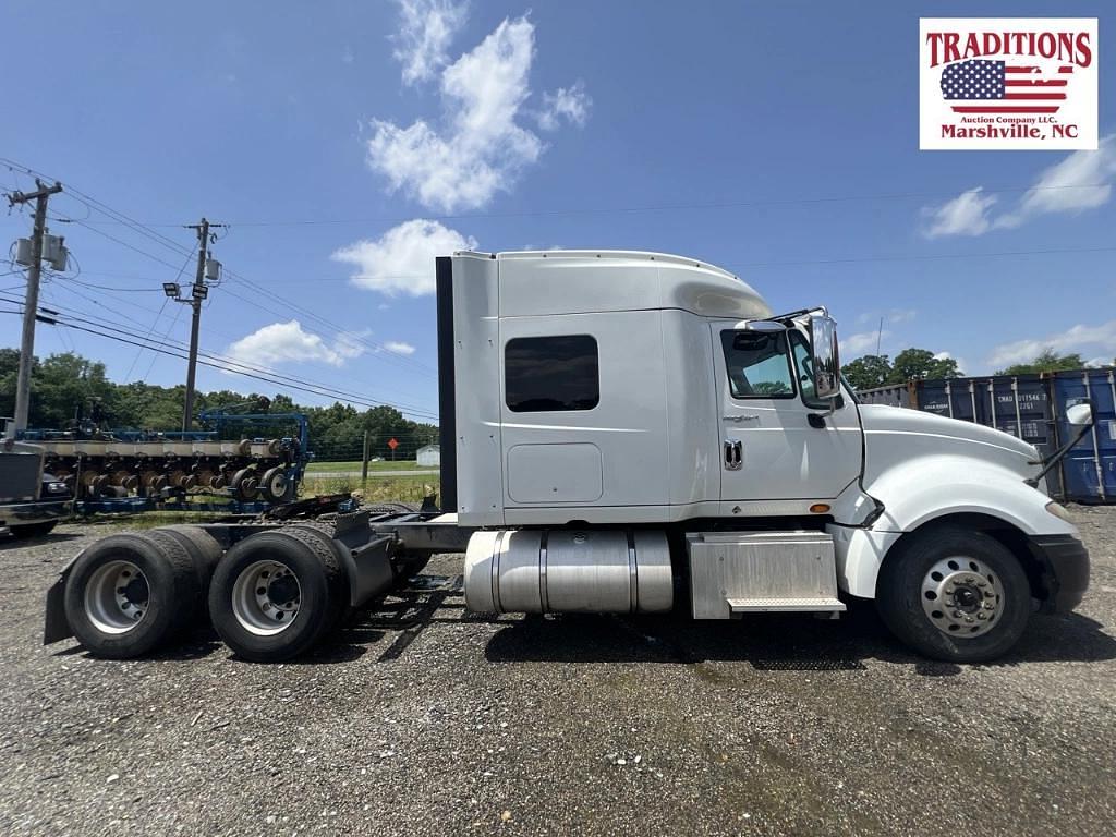 Image of International ProStar Primary image