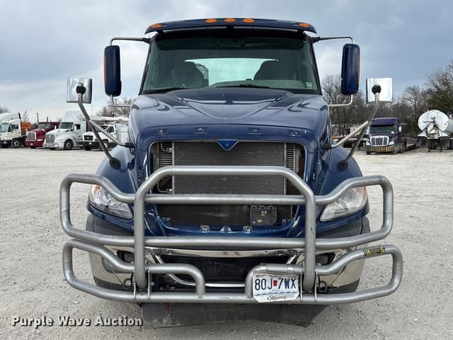 Image of International ProStar+ 122 equipment image 1