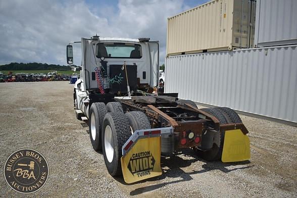 Image of International ProStar 113 equipment image 3