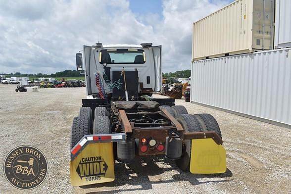 Image of International ProStar 113 equipment image 4