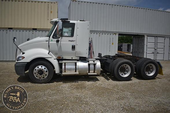 Image of International ProStar 113 equipment image 1