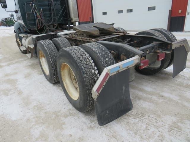 Image of International ProStar equipment image 4