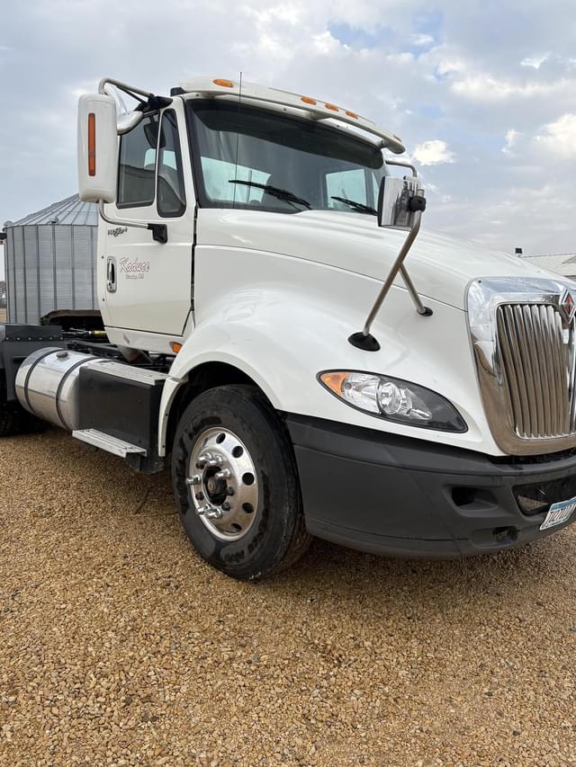 Image of International ProStar equipment image 1