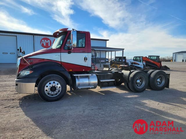 Image of International ProStar equipment image 4