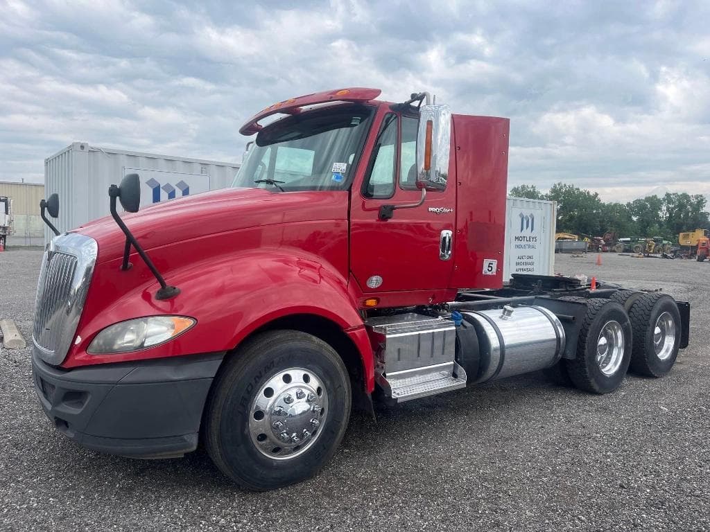 Image of International ProStar Primary image